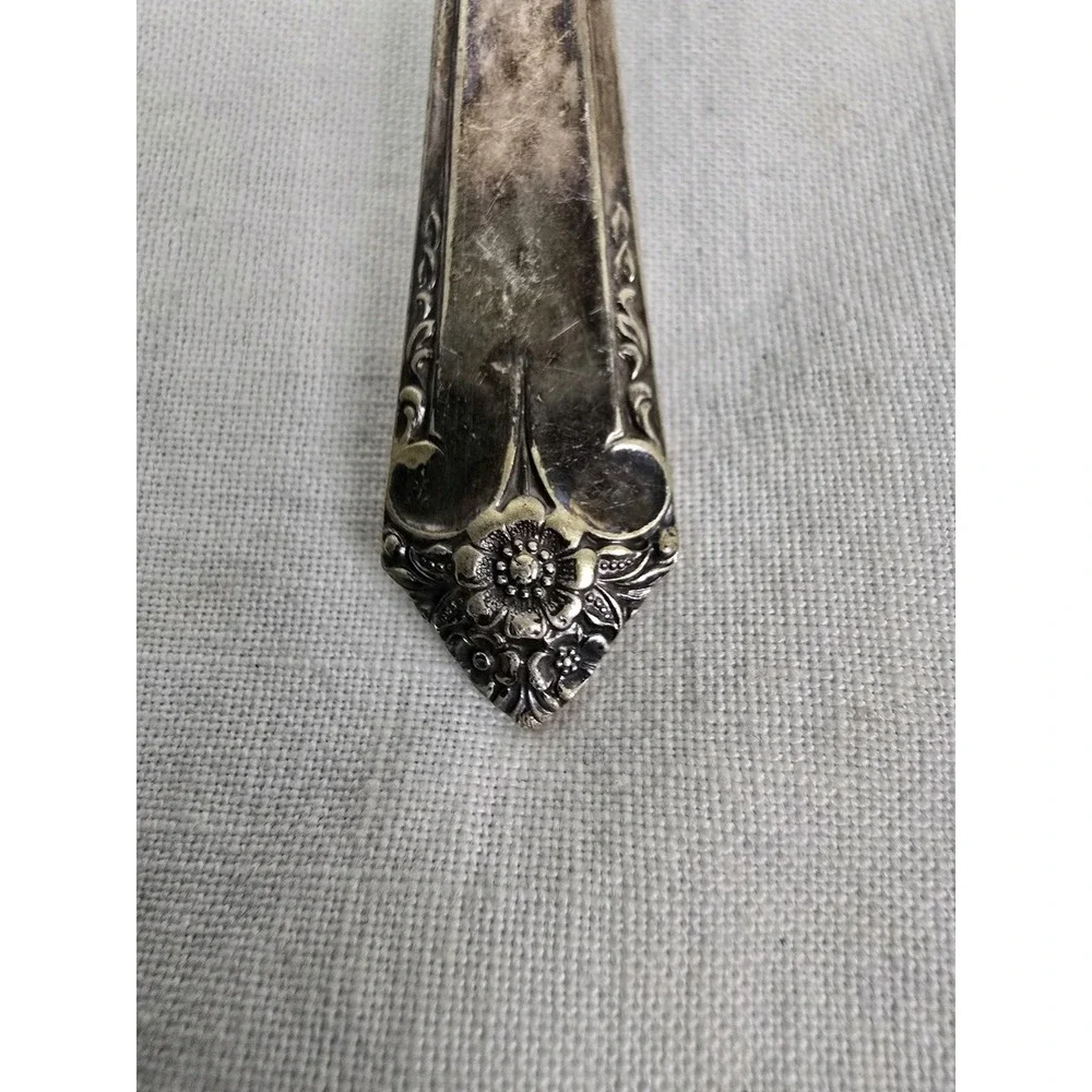 Wm Rogers Mfg Co Original Rogers Silverplate Pierced Tomato Server Floral Handle
